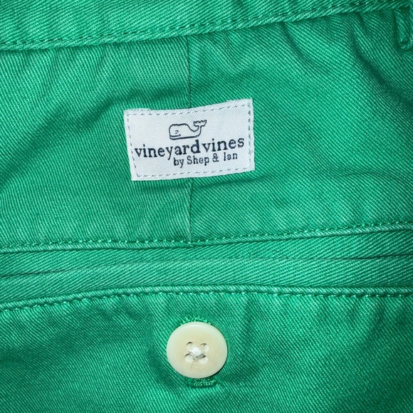 Vineyard Vines Classic Fit 9” Club Shorts Men’s Size 36 Green Cotton Flat Front - Picture 8 of 12
